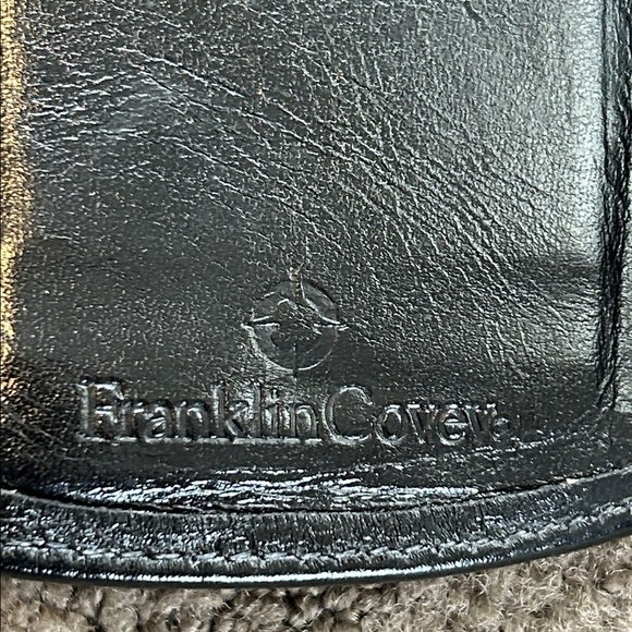 Franklin Covey Black Leather Wallet - Picture 3 of 5